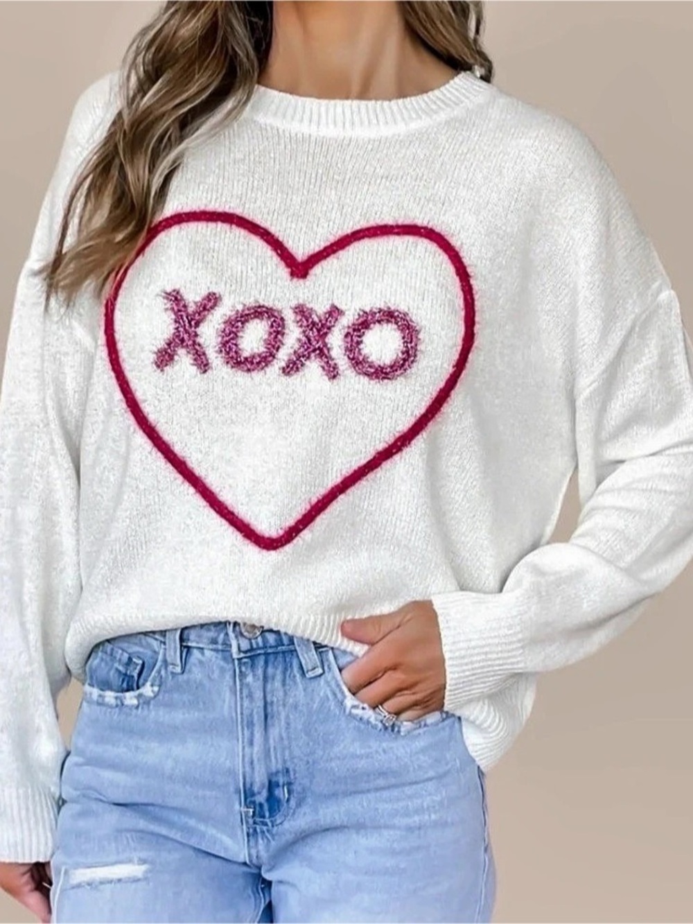 Le Lis XOXO Tinsel Heart Sweater in Cream XS